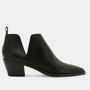 Slightly used Dolce Vita Sonni Pointy Toe Booties Black